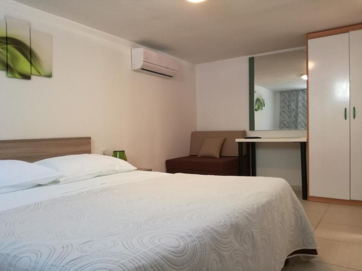 شقة Apartman Anni بوريتش المظهر الخارجي الصورة