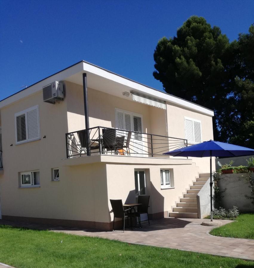 شقة Apartman Anni بوريتش المظهر الخارجي الصورة